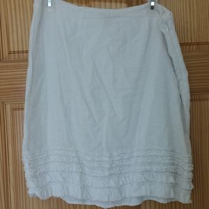 Ladies white skirt with ruffles size 6